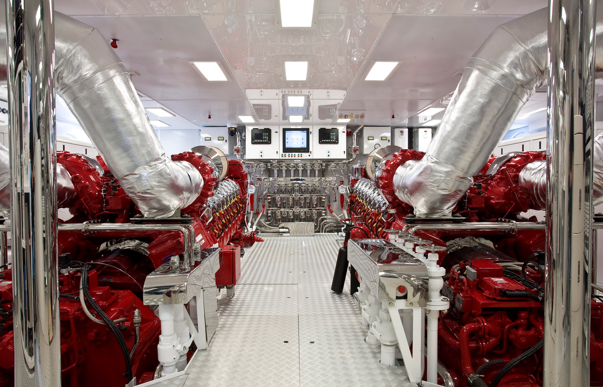 USHER Yacht Charter Details, Delta Marine CHARTERWORLD Luxury Superyachts